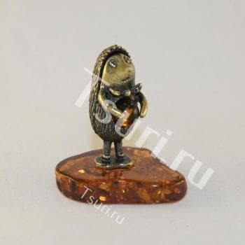 Ёжик в тумане фигурка на янтаре