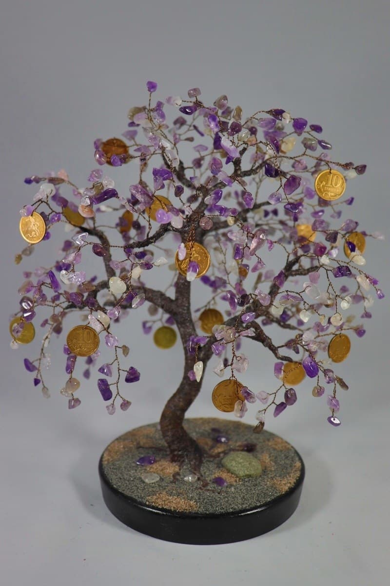 Крупное денежное дерево-сувенир с натуральным янтарем ручной работы