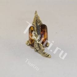 Подарок из янтаря Рыбак