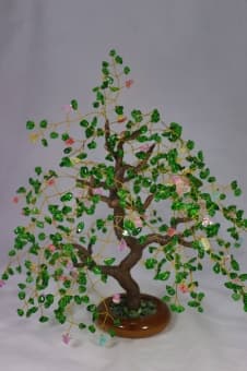 Изумрудное дерево счастья